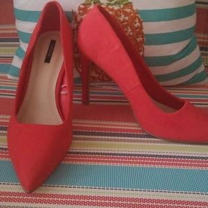 Forever 21 Pointed Faux Suede Pumps